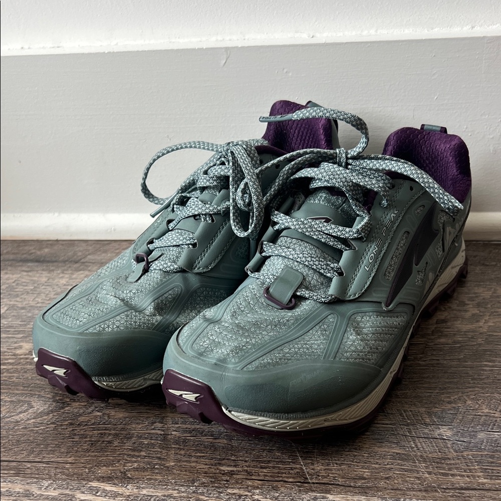 Altra Women's Lone Peak Shoes - Teal and Plum